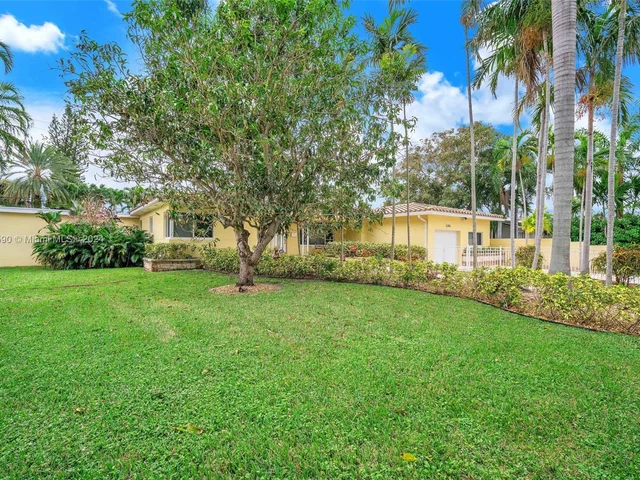 1206 Adams St, Hollywood FL 33019