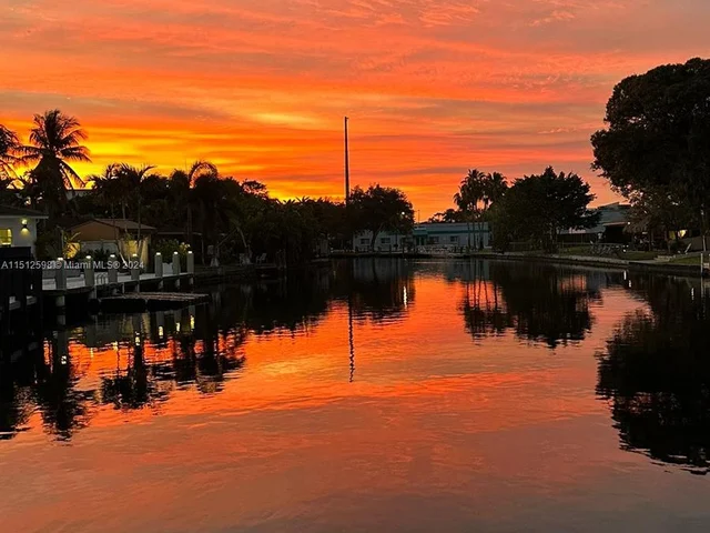 2841 NE 14th Ave, Wilton Manors FL 33334