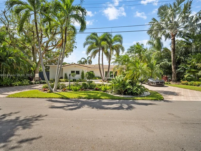 2841 NE 14th Ave, Wilton Manors FL 33334