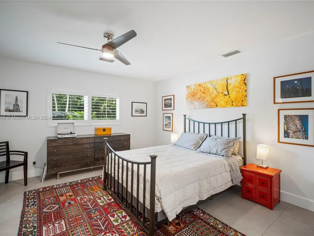 2841 NE 14th Ave, Wilton Manors FL 33334