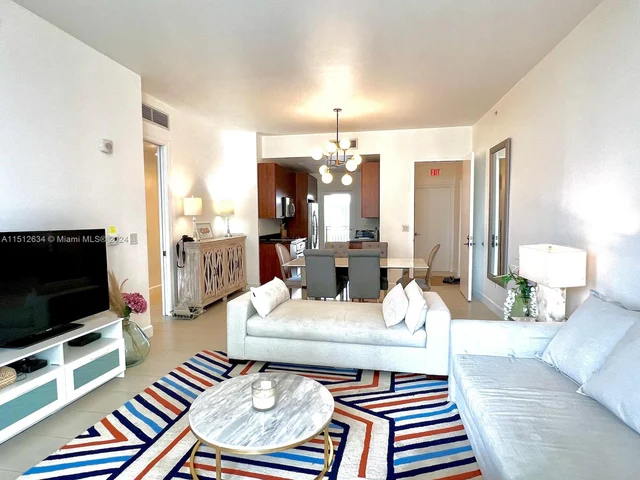 1607 Ponce De Leon Blvd # 8D, Coral Gables FL 33134