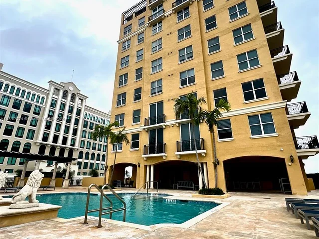 1607 Ponce De Leon Blvd # 8D, Coral Gables FL 33134