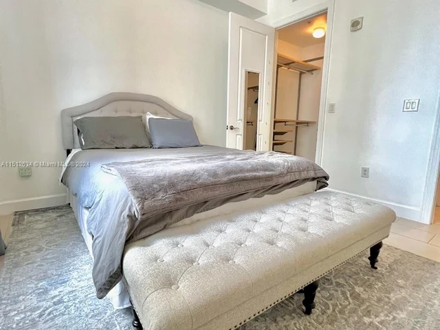 1607 Ponce De Leon Blvd # 8D, Coral Gables FL 33134