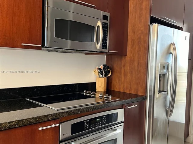 1607 Ponce De Leon Blvd # 8D, Coral Gables FL 33134