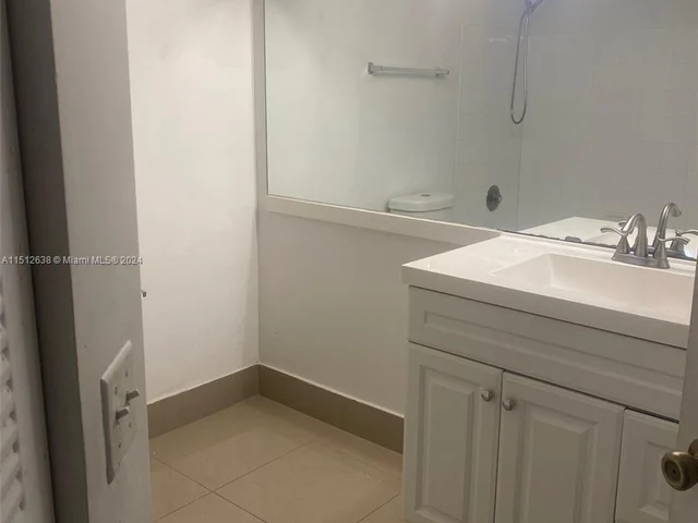 470 S Park Rd # 208, Hollywood FL 33021