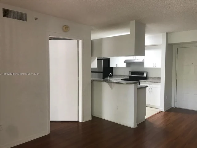 470 S Park Rd # 208, Hollywood FL 33021