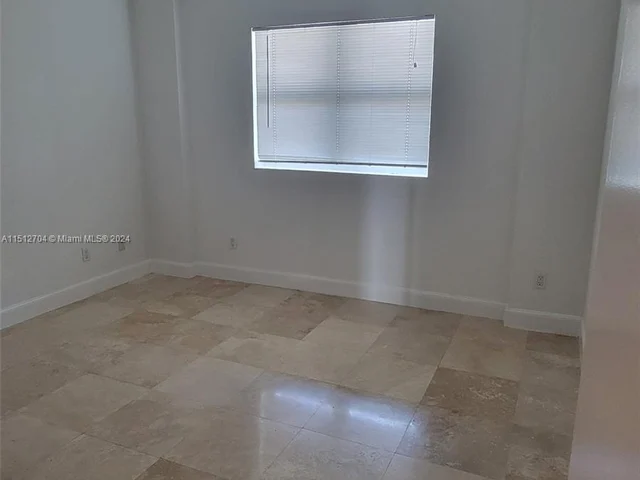 14951 Royal Oaks Ln # 2502, North Miami FL 33181