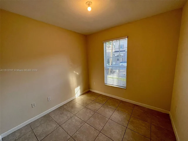 9341 SW 171st Ave # 9341, Miami FL 33196