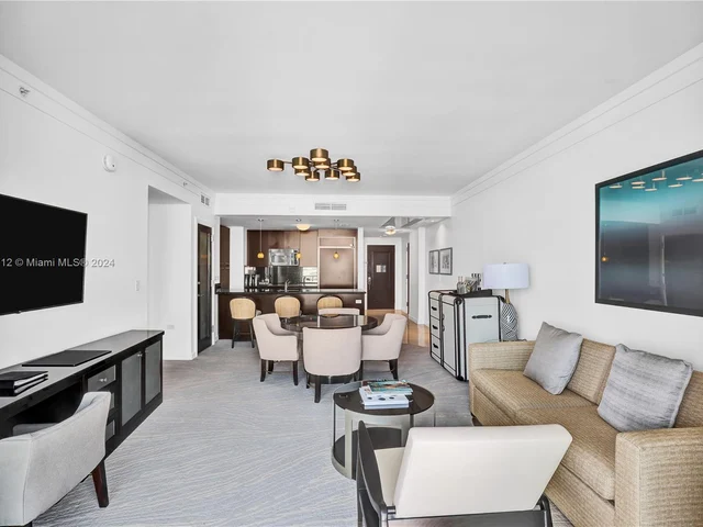 4391 Collins Ave # 1607, Miami Beach FL 33140