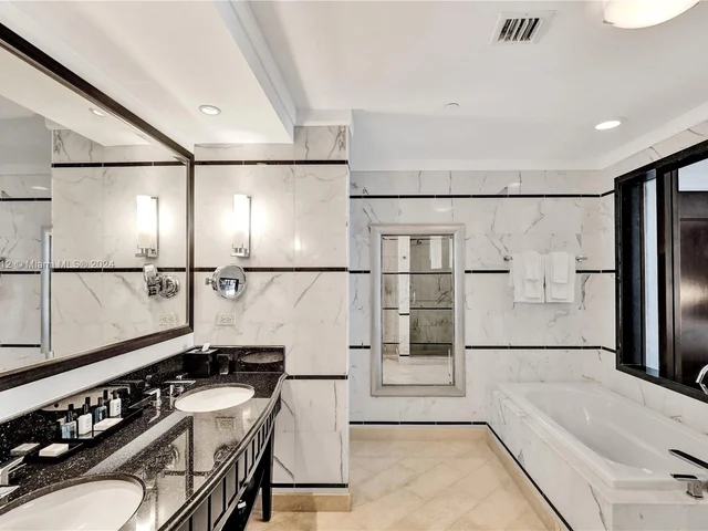 4391 Collins Ave # 1607, Miami Beach FL 33140