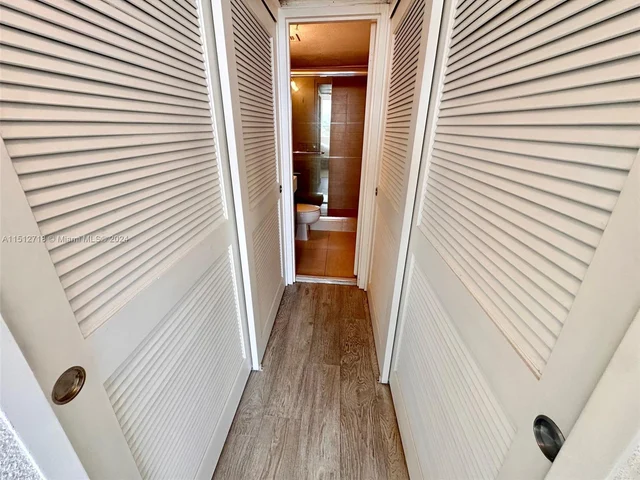 1500 Bay Rd # 516S, Miami Beach FL 33139