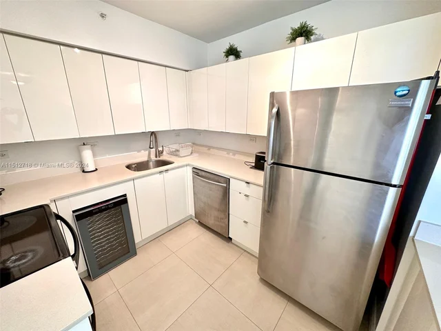 1500 Bay Rd # 516S, Miami Beach FL 33139