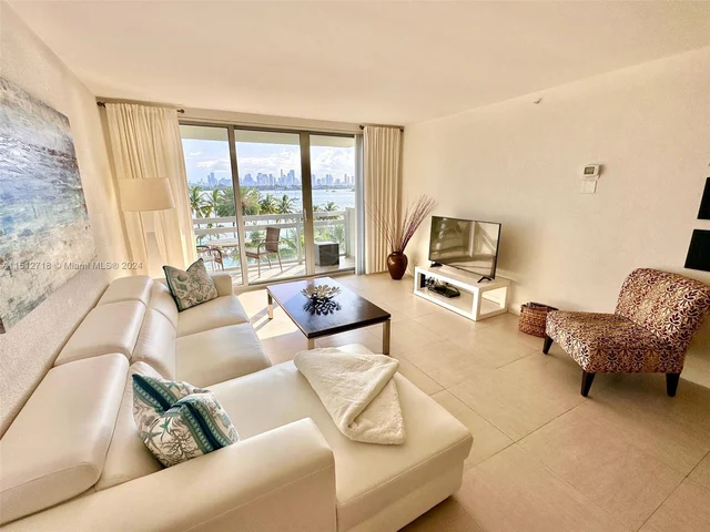 1500 Bay Rd # 516S, Miami Beach FL 33139
