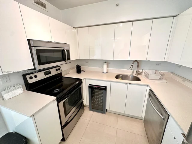 1500 Bay Rd # 516S, Miami Beach FL 33139