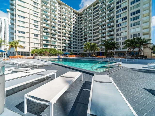 1200 West Ave # 824, Miami Beach FL 33139