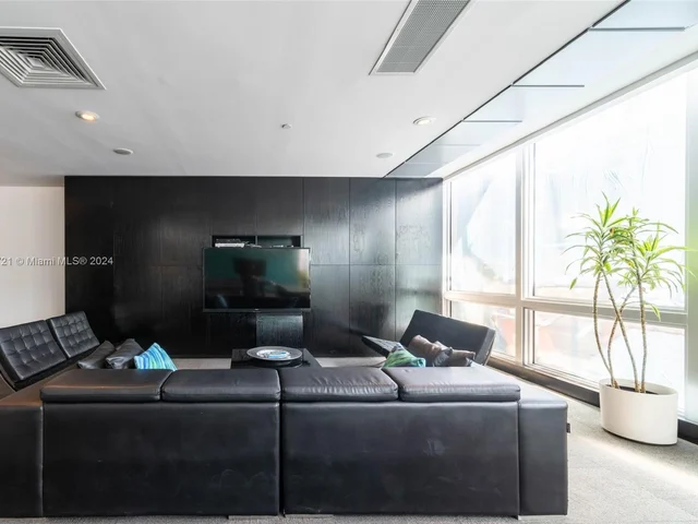 1200 West Ave # 824, Miami Beach FL 33139