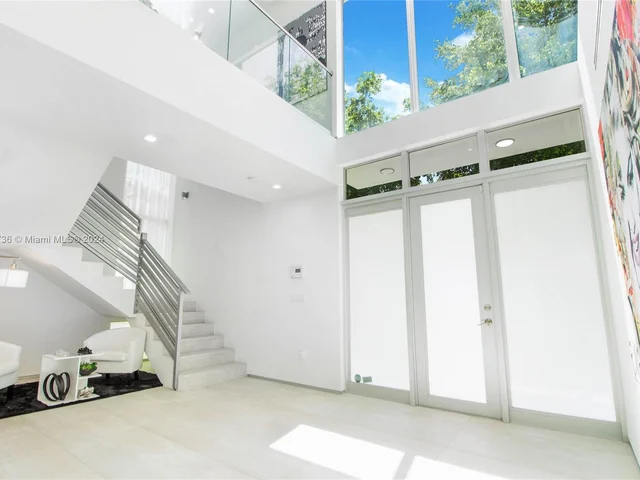 1500 SW 4th Ave, Miami FL 33129