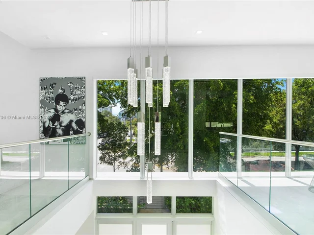 1500 SW 4th Ave, Miami FL 33129