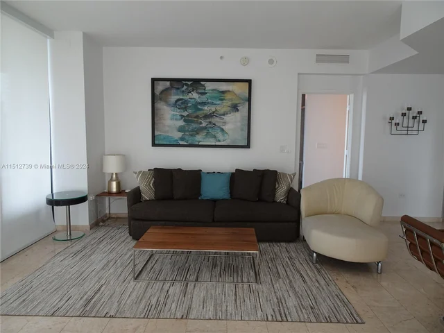 68 SE 6th St # 1802, Miami FL 33131