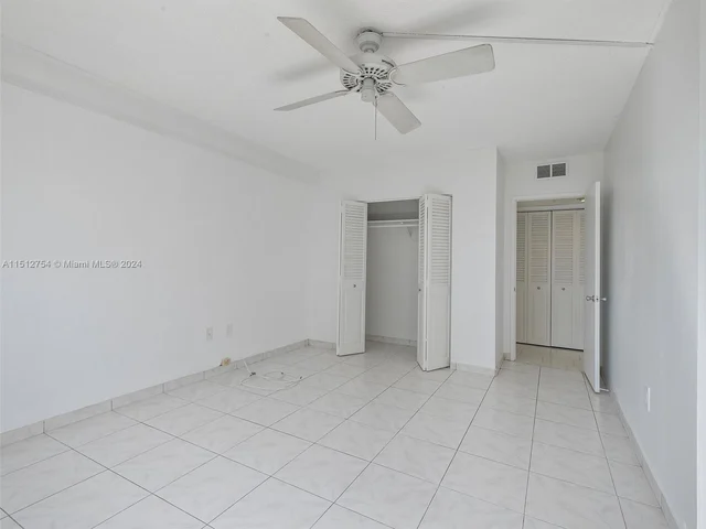400 Kings Point Dr # 523, Sunny Isles Beach FL 33160