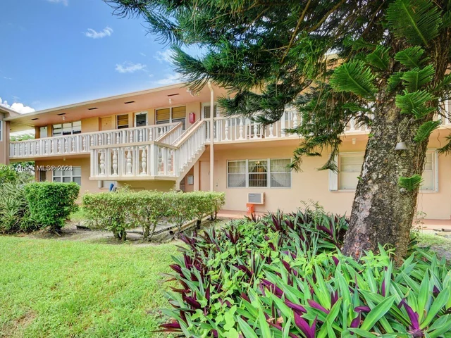 46 Salisbury B # 46, West Palm Beach FL 33417