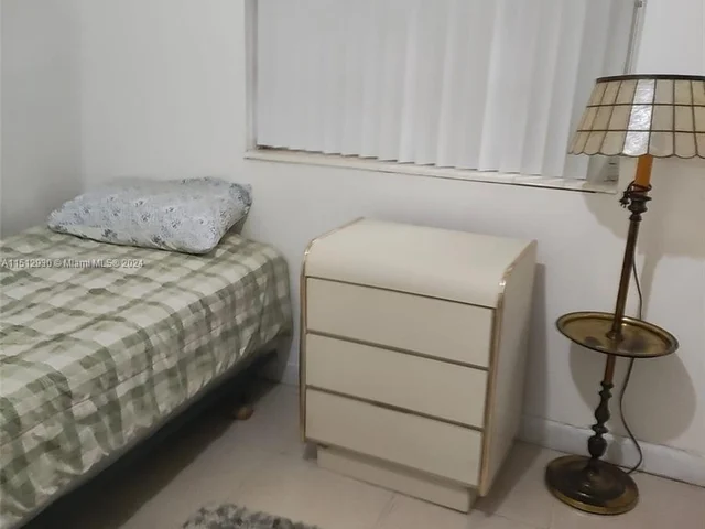 1173 NW 29th St, Miami FL 33127