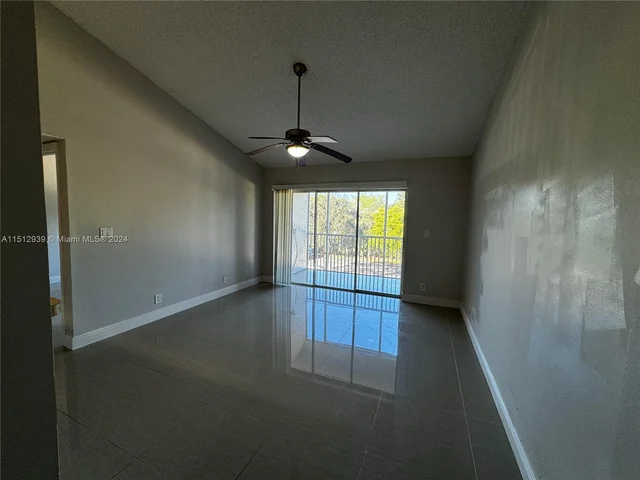 5760 Rock Island Rd # 332, Tamarac FL 33319