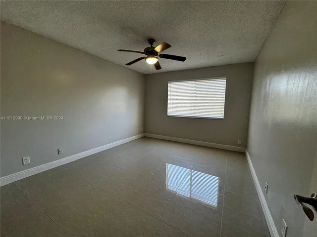 5760 Rock Island Rd # 332, Tamarac FL 33319