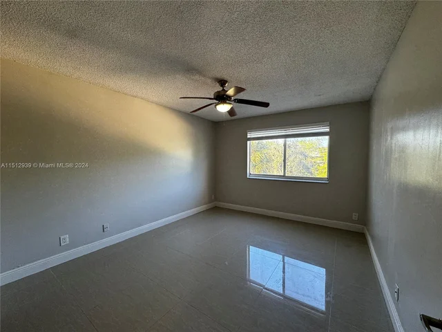 5760 Rock Island Rd # 332, Tamarac FL 33319