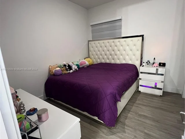 13173 SW 221st St Rd, Miami FL 33170