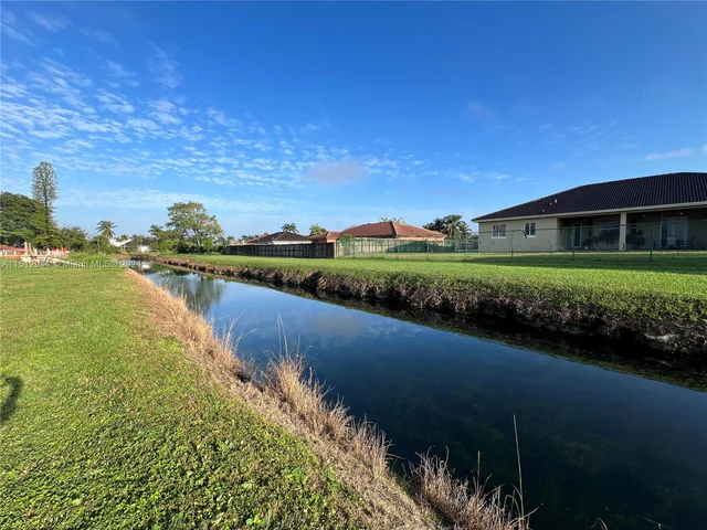 13173 SW 221st St Rd, Miami FL 33170