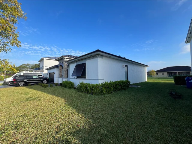 13173 SW 221st St Rd, Miami FL 33170