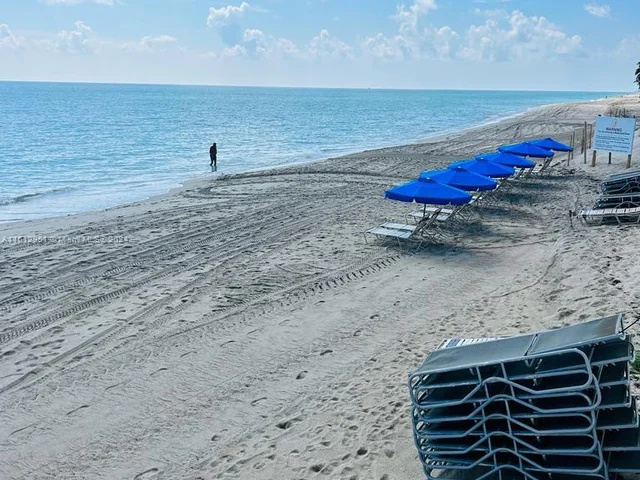 3180 S Ocean Dr # 1022, Hallandale Beach FL 33009