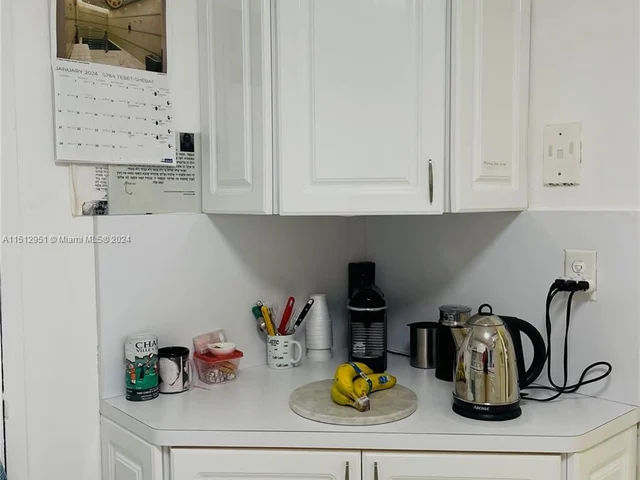 3180 S Ocean Dr # 1022, Hallandale Beach FL 33009