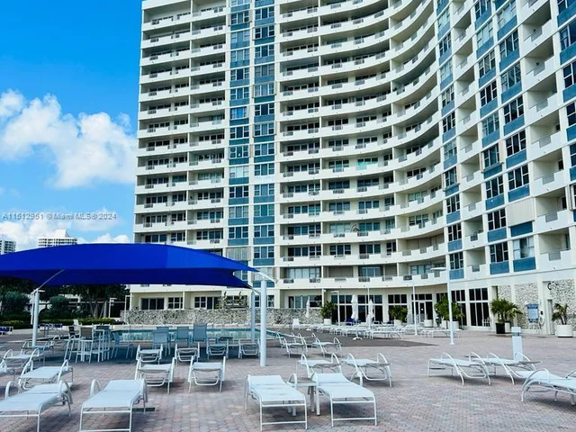 3180 S Ocean Dr # 1022, Hallandale Beach FL 33009