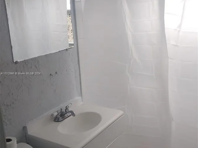 2800 SW 7th St # 0, Fort Lauderdale FL 33312