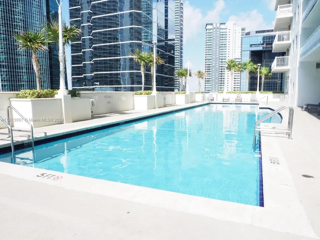 1200 Brickell Bay Dr # 2404, Miami FL 33131