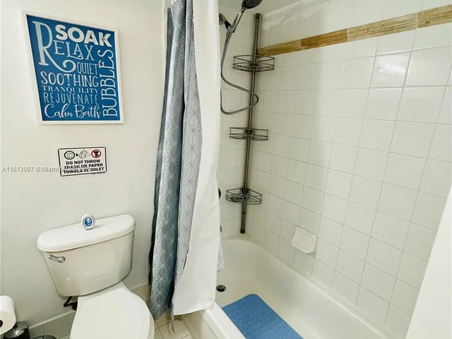 1200 Brickell Bay Dr # 2404, Miami FL 33131