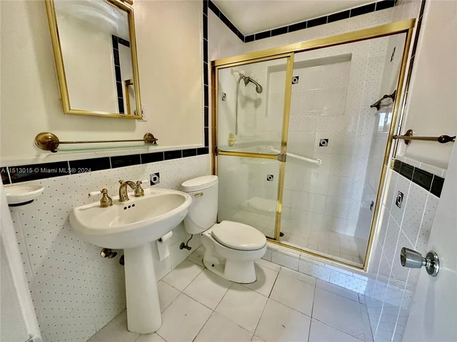 2911 SW 97th Ave, Miami FL 33165