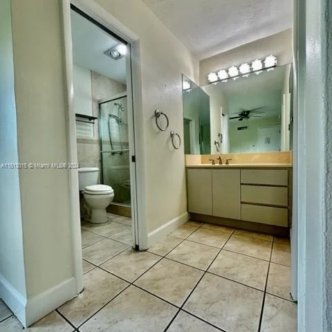 2911 SW 97th Ave, Miami FL 33165