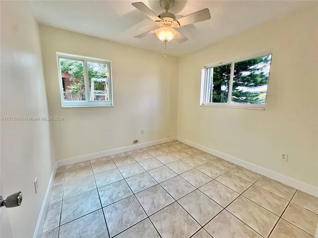 2911 SW 97th Ave, Miami FL 33165