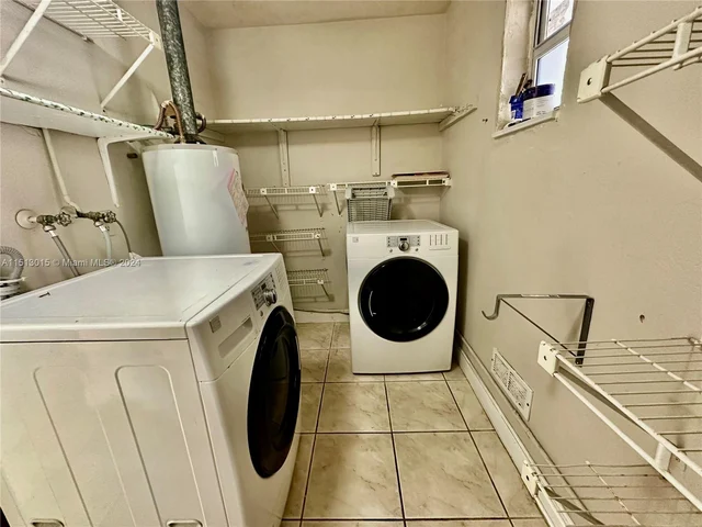 2911 SW 97th Ave, Miami FL 33165