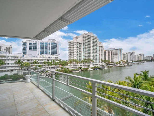 6101 Aqua Ave # 501, Miami Beach FL 33141
