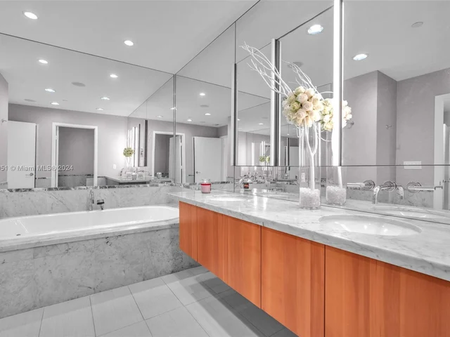 6101 Aqua Ave # 501, Miami Beach FL 33141