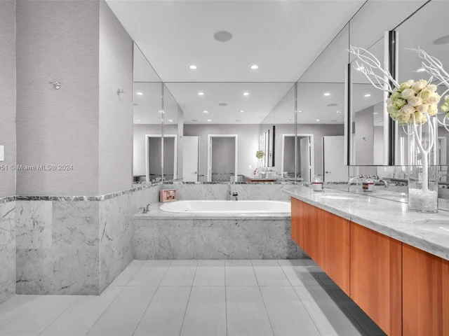 6101 Aqua Ave # 501, Miami Beach FL 33141