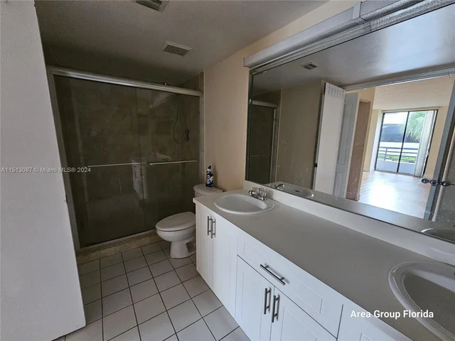 3300 NE 191st St # 318, Aventura FL 33180