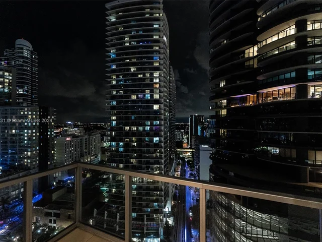 1050 Brickell Ave # 2016, Miami FL 33131