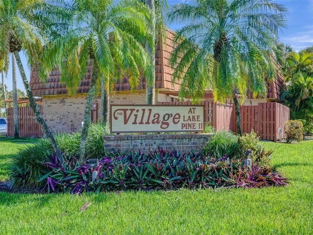 11920 SW 13th Ct # 11920, Davie FL 33325