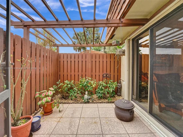 11920 SW 13th Ct # 11920, Davie FL 33325