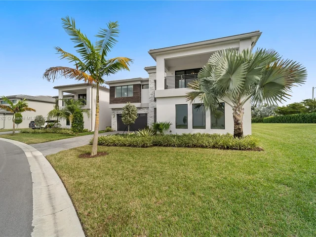 17128 Watersprite Lakes Rd, Boca Raton FL 33496